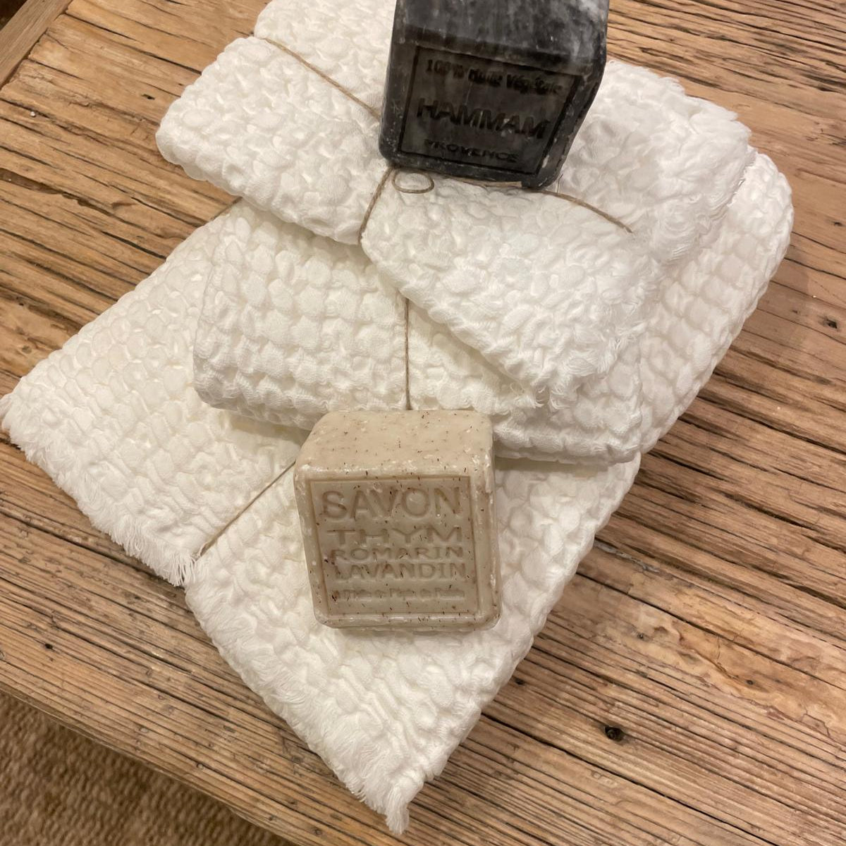 Serviette de toilette en coton gaufré - Blanc