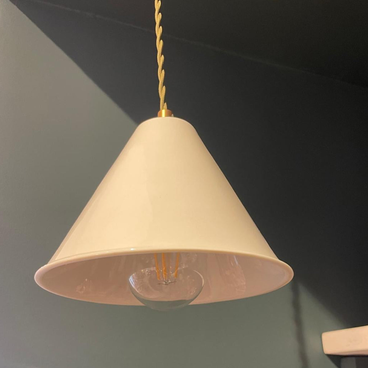 Baladeuse en porcelaine